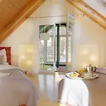 Apartamento Riedz Innsbruck- Zentrales Apartmenthaus Mit Gruener Oase *