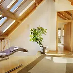 Apartamento Riedz Innsbruck- Zentrales Apartmenthaus Mit Gruener Oase Innsbruck