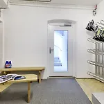 Apartamento Riedz Innsbruck- Zentrales Apartmenthaus Mit Gruener Oase