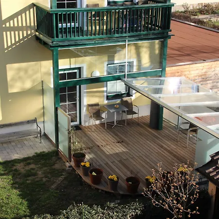 Διαμέρισμα Riedz Innsbruck- Zentrales Apartmenthaus Mit Gruener Oase *