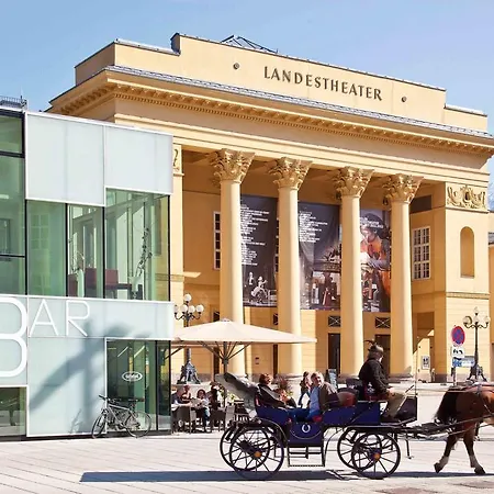 Riedz Innsbruck- Zentrales Apartmenthaus Mit Gruener Oase Apartmán