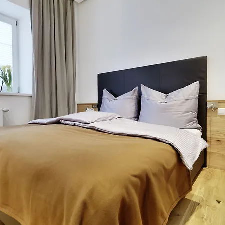 Riedz Innsbruck- Zentrales Apartmenthaus Mit Gruener Oase Apartmán Innsbruck
