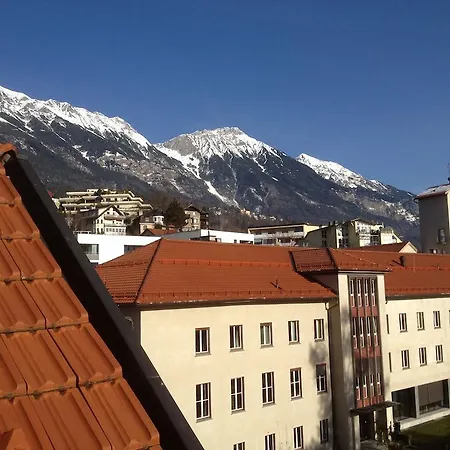 Riedz Innsbruck- Zentrales Apartmenthaus Mit Grüner Oase Innsbruck