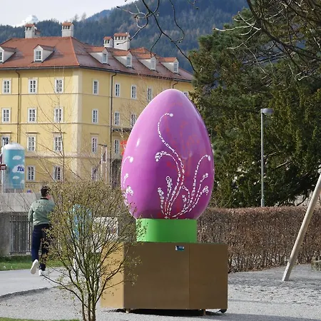 Apartamento Riedz Innsbruck- Zentrales Apartmenthaus Mit Grüner Oase