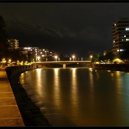 Riedz Innsbruck- Zentrales Apartmenthaus Mit Gruener Oase
