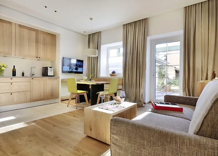 Apartamento Riedz Innsbruck- Zentrales Apartmenthaus Mit Gruener Oase