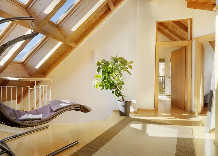 아파트 Riedz Innsbruck- Zentrales Apartmenthaus Mit Gruener Oase 인스브루크