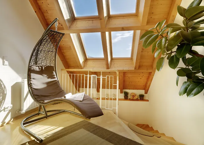 Riedz Innsbruck- Zentrales Apartmenthaus Mit Gruener Oase * 인스브루크