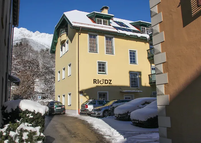 Riedz Innsbruck- Zentrales Apartmenthaus Mit Gruener Oase Apartment *