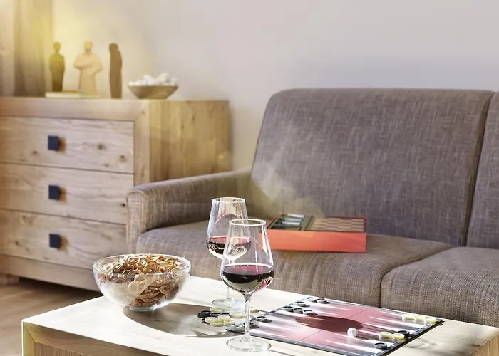 Apartamento Riedz Innsbruck- Zentrales Apartmenthaus Mit Gruener Oase Innsbruck