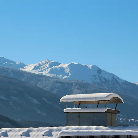 Riedz Innsbruck- Zentrales Apartmenthaus Mit Gruener Oase * Innsbruck