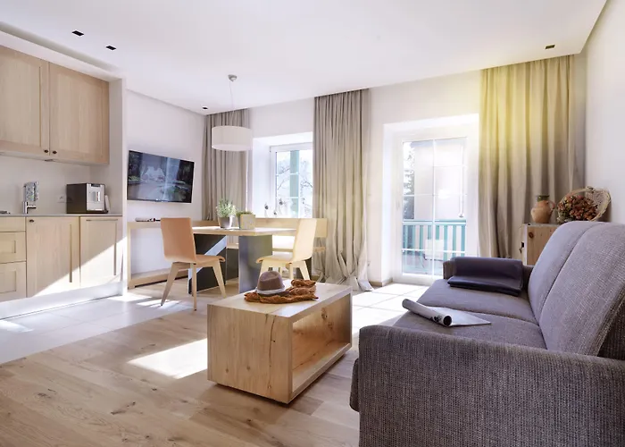 Riedz Innsbruck- Zentrales Apartmenthaus Mit Gruener Oase Daire