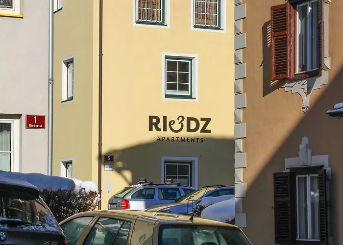 Riedz Innsbruck- Zentrales Apartmenthaus Mit Gruener Oase Daire İnnsbruck