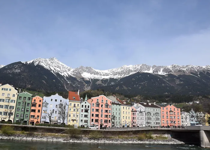 Riedz Innsbruck- Zentrales Apartmenthaus Mit Gruener Oase Daire İnnsbruck