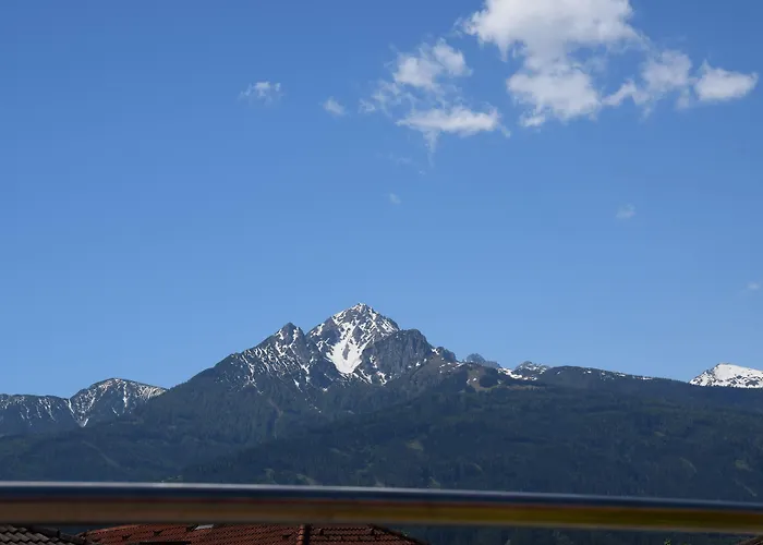 Riedz Innsbruck- Zentrales Apartmenthaus Mit Gruener Oase Apartment *