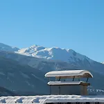 Riedz Innsbruck- Zentrales Apartmenthaus Mit Gruener Oase * Innsbruck