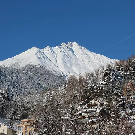 Riedz Innsbruck- Zentrales Apartmenthaus Mit Gruener Oase