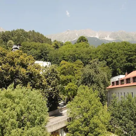 Apartment Riedz Innsbruck- Zentrales Apartmenthaus Mit Gruener Oase