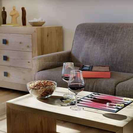 Riedz Innsbruck- Zentrales Apartmenthaus Mit Gruener Oase *