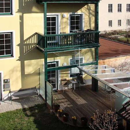 Riedz Innsbruck- Zentrales Apartmenthaus Mit Gruener Oase Apartment