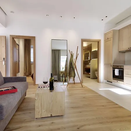 Riedz Innsbruck- Zentrales Apartmenthaus Mit Gruener Oase *